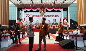 alt_text: Bupati Garut berkolaborasi dengan mahasiswa untuk memperkuat ekonomi lokal.