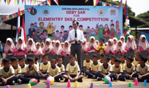 alt_text: Sekda Garut berbicara tentang program Life Skill SD dan Lompatan Karakter 2026.