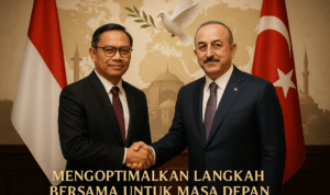 alt_text: Pertemuan diplomatik Indonesia dan Turki membahas gencatan senjata demi perdamaian Palestina.